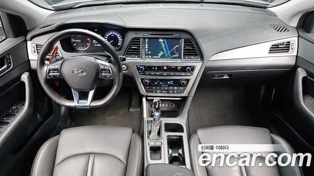 HYUNDAI SONATA 2016 — 216 459 км, серебристо-серый, Корея — под ключ — фото 7