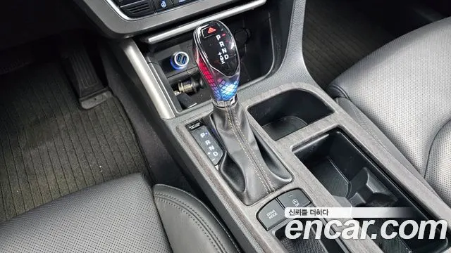 HYUNDAI SONATA 2016 — 216 459 км, серебристо-серый, Корея — под ключ — фото 9