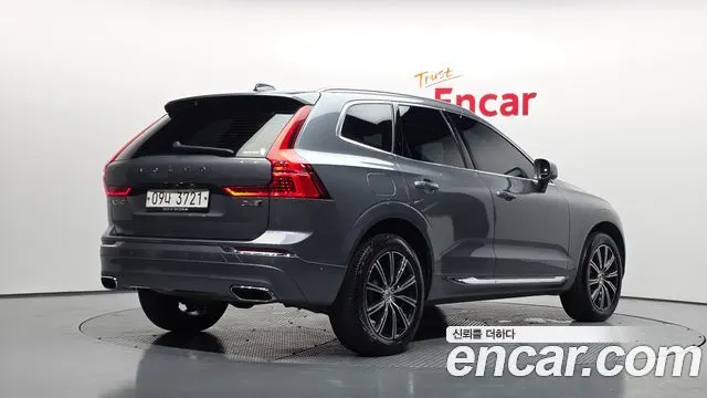 VOLVO XC60 2018 — 153 793 км, серебристо-серый, Корея — под ключ — фото 2