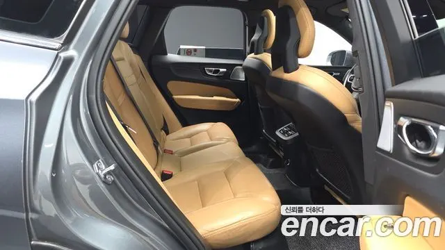 VOLVO XC60 2018 — 153 793 км, серебристо-серый, Корея — под ключ — фото 12