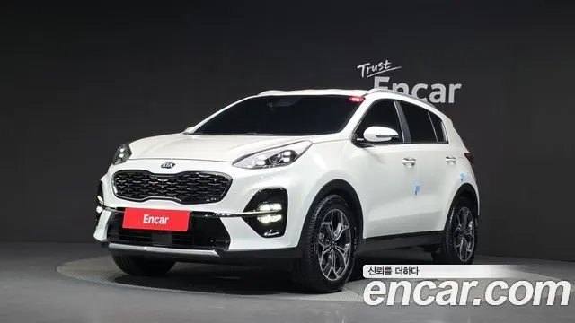 KIA SPORTAGE THE BOLD 2019 — 136 853 км, белый, Корея — под ключ — фото 1