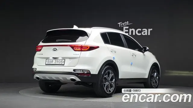 KIA SPORTAGE THE BOLD 2019 — 136 853 км, белый, Корея — под ключ — фото 2