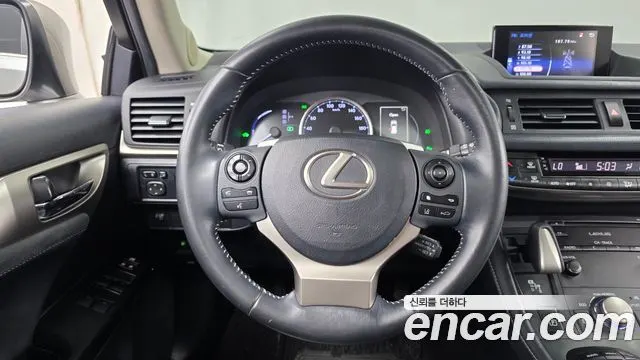 LEXUS CT200H 2019 — 127 273 км, светло-золотистый, Корея — под ключ — фото 12