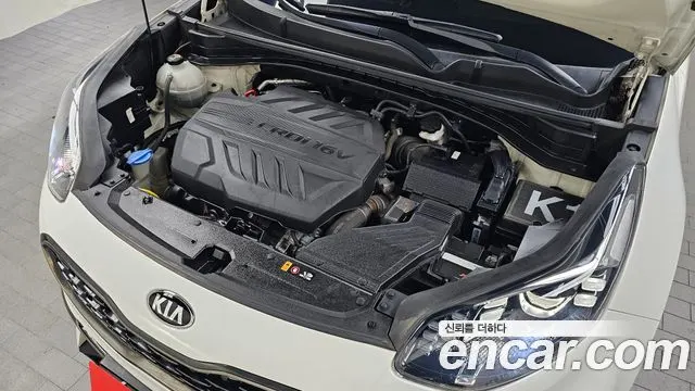 KIA SPORTAGE THE BOLD 2019 — 56 762 км, белый, Корея — под ключ — фото 6