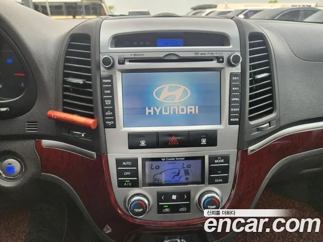 HYUNDAI SANTA FE 2011 — 320 000 км, серебристо-серый, Корея — под ключ — фото 10