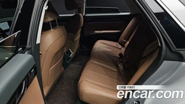 HYUNDAI GRANDEUR 2023 — 99 227 км, серебристо-серый, Корея — под ключ — фото 11