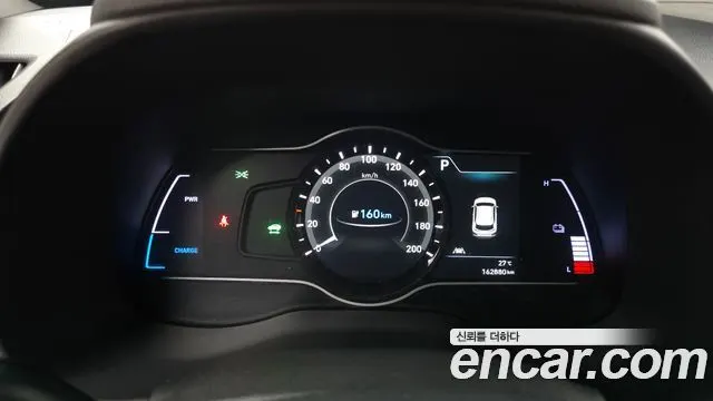 HYUNDAI KONA ELECTRIC 2019 — 162 880 км, белый, Корея — под ключ — фото 8