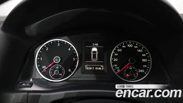 VOLKSWAGEN TIGUAN 2015 — 182 817 км, серебристо-серый, Корея — под ключ — фото 8