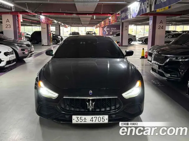 MASERATI GHIBLI 2018