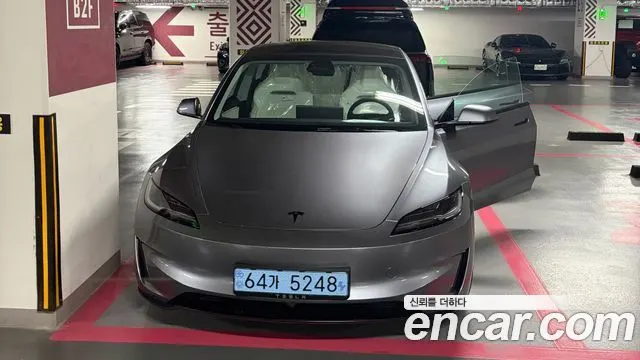 TESLA MODEL 3 2026 — 12 км, серебристый, Корея — под ключ — фото 10