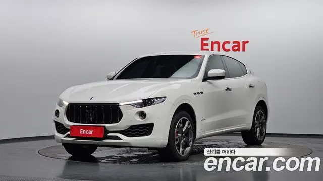 MASERATI LEVANTE 2018