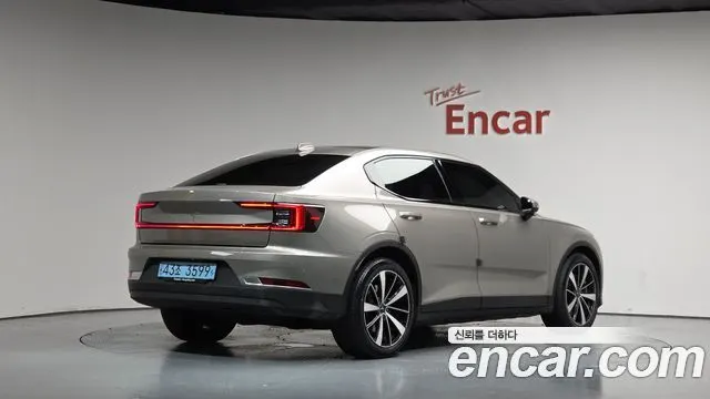 POLESTAR POLESTAR 2 2022 — 143 069 км, светло-золотистый, Корея — под ключ — фото 1