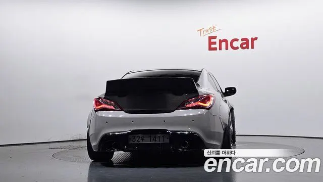 HYUNDAI GENESIS COUPE 2012 — 190 311 км, белый-перламутр, Корея — под ключ — фото 4