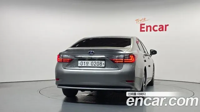 LEXUS ES300H 2016 — 106 150 км, серебристо-серый, Корея — под ключ — фото 4