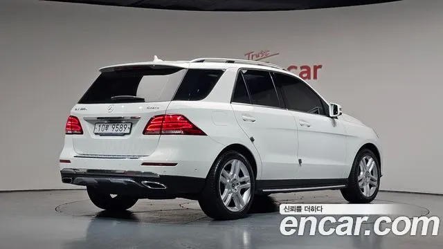 MERCEDES-BENZ GLE-CLASS W166 2018