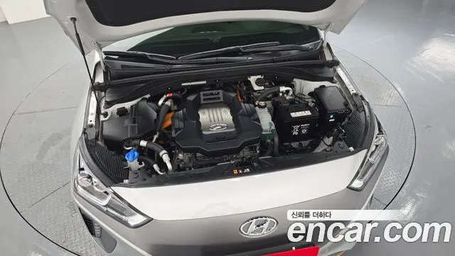 HYUNDAI IONIQ ELECTRIC 2018 — 36 050 км, серебристый, Корея — под ключ — фото 6