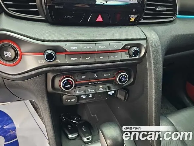 HYUNDAI VELOSTER 2019 — 95 956 км, жёлтый, Корея — под ключ — фото 10