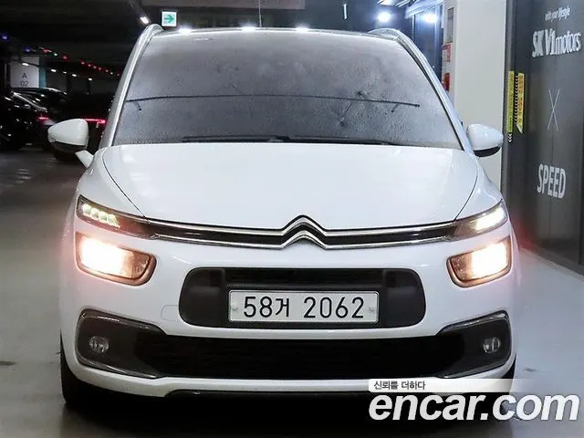 CITROEN GRAND C4 PICASSO 2017 — 234 437 км, белый, Корея — под ключ — фото 2