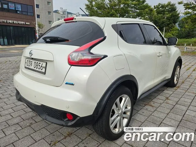 NISSAN JUKE 2016 — 165 122 км, белый, Корея — под ключ — фото 8