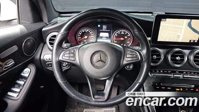 MERCEDES-BENZ GLC-CLASS X253 2019 — 129 234 км, белый, Корея — под ключ — фото 11