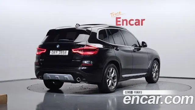 BMW X3 2019 — 95 856 км, чёрный, Корея — под ключ — фото 1