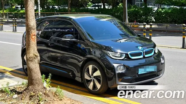 BMW I3 2017 — 205 000 км, чёрный, Корея — под ключ — фото 11