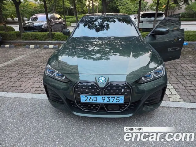BMW I4 2022 — 71 539 км, тёмно-зелёный, Корея — под ключ — фото 3