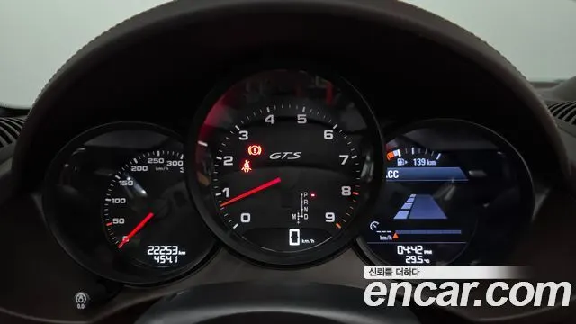 PORSCHE 718 BOXSTER 2023 — 22 253 км, серебристо-серый, Корея — под ключ — фото 8