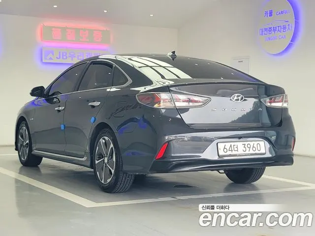 HYUNDAI SONATA HYBRID 2019 — 158 000 км, серый, Корея — под ключ — фото 5