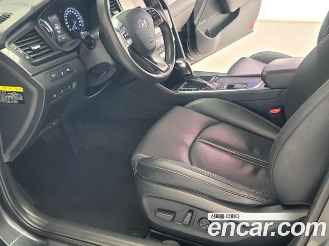 HYUNDAI SONATA HYBRID 2019 — 158 000 км, серый, Корея — под ключ — фото 9