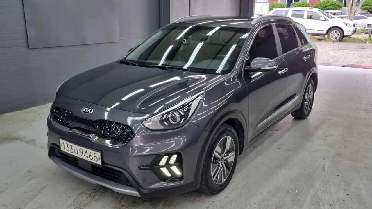 KIA NIRO 2020 — 123 000 км, серый, Корея — под ключ — фото 1