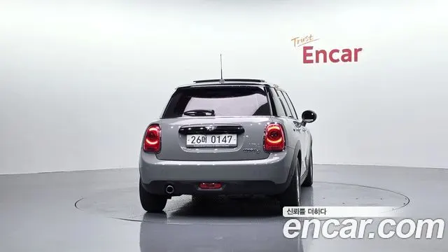 MINI COOPER D 2017 — 15 833 км, серебристо-серый, Корея — под ключ — фото 4