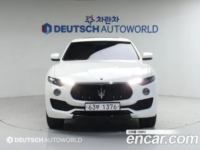 MASERATI LEVANTE 2017 — 95 000 км, белый, Корея — под ключ — фото 3