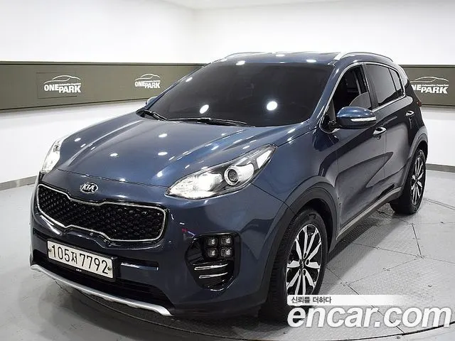 KIA SPORTAGE 2016 — 144 887 км, синий, Корея — под ключ — фото 11