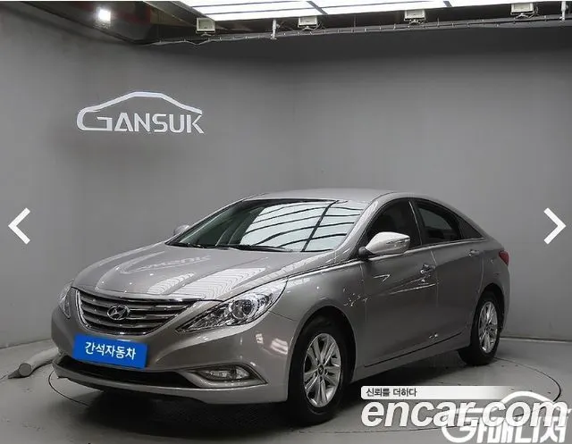 HYUNDAI SONATA 2012 — 29 655 км, серебристо-серый, Корея — под ключ — фото 2
