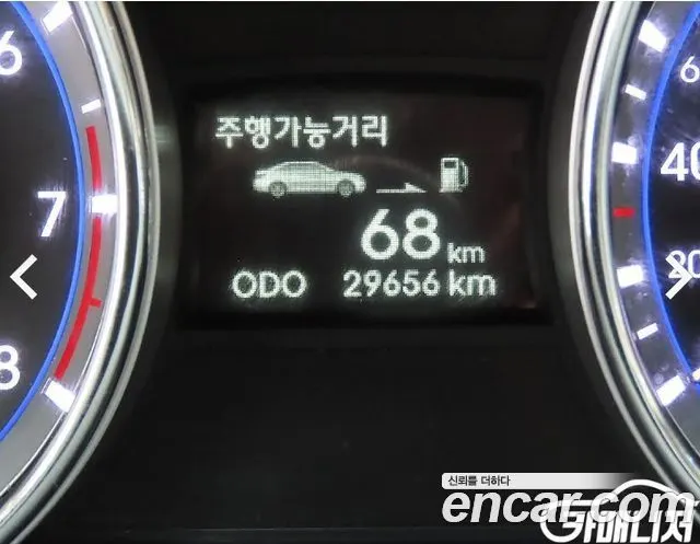 HYUNDAI SONATA 2012 — 29 655 км, серебристо-серый, Корея — под ключ — фото 6