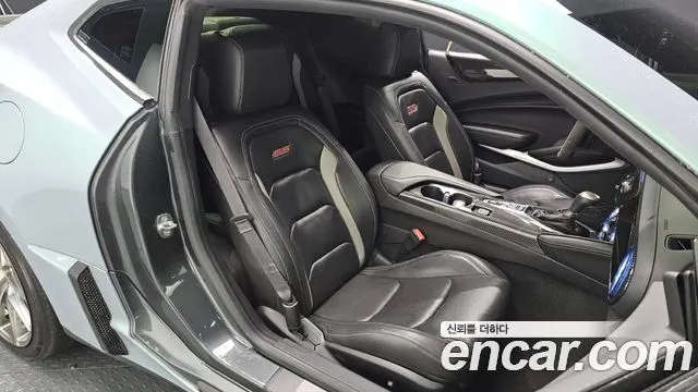CHEVROLET CAMARO 2017 — 102 407 км, светло-серебристый, Корея — под ключ — фото 11