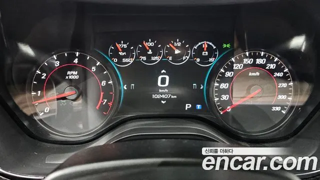 CHEVROLET CAMARO 2017 — 102 407 км, светло-серебристый, Корея — под ключ — фото 8