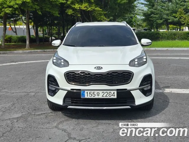 KIA SPORTAGE THE BOLD 2019 — 119 436 км, белый, Корея — под ключ — фото 1