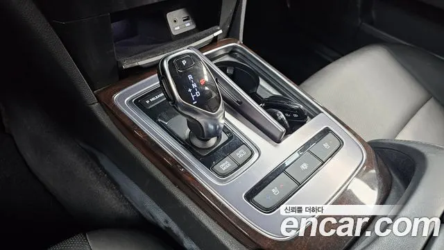 HYUNDAI EQUUS 2015 — 131 140 км, чёрный, Корея — под ключ — фото 9