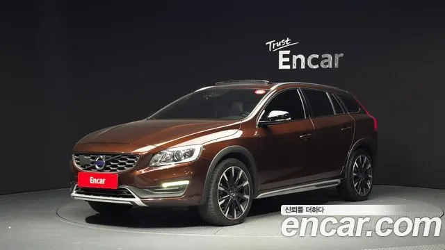 VOLVO V60 CROSS COUNTRY — из Кореи под ключ