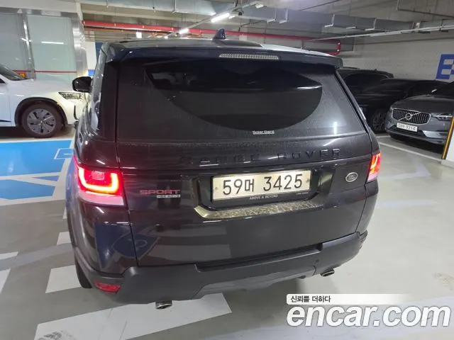LAND ROVER RANGE ROVER SPORT 2017 — 73 739 км, чёрный, Корея — под ключ — фото 2