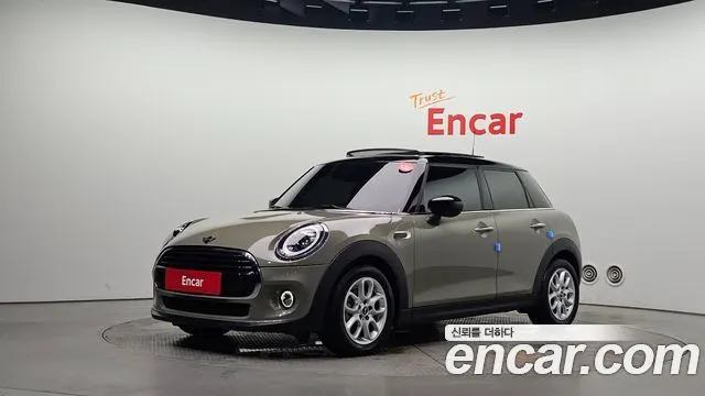 MINI COOPER 2020 — 50 150 км, серебристо-серый, Корея — под ключ — фото 1