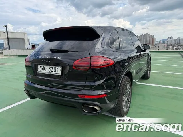 PORSCHE CAYENNE 2017 — 189 480 км, чёрный, Корея — под ключ — фото 2