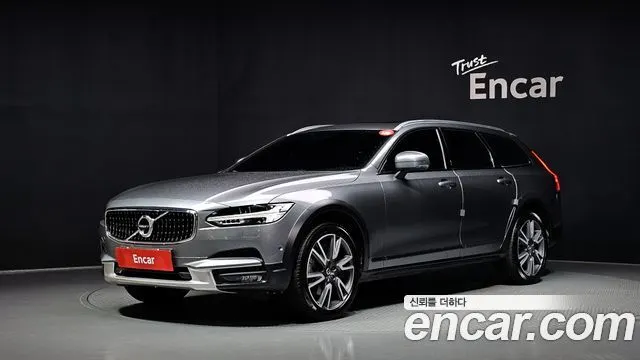 VOLVO V90 CROSS COUNTRY 2020 — 203 790 км, серый, Корея — под ключ — фото 1