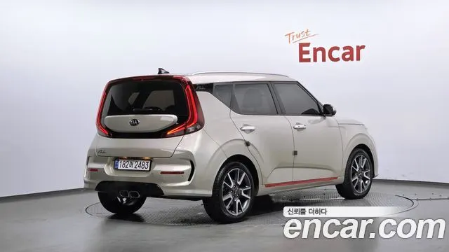 KIA SOUL BOOSTER 2019 — 90 805 км, светло-золотистый, Корея — под ключ — фото 2