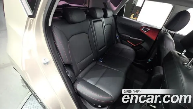 KIA SOUL BOOSTER 2019 — 90 805 км, светло-золотистый, Корея — под ключ — фото 12