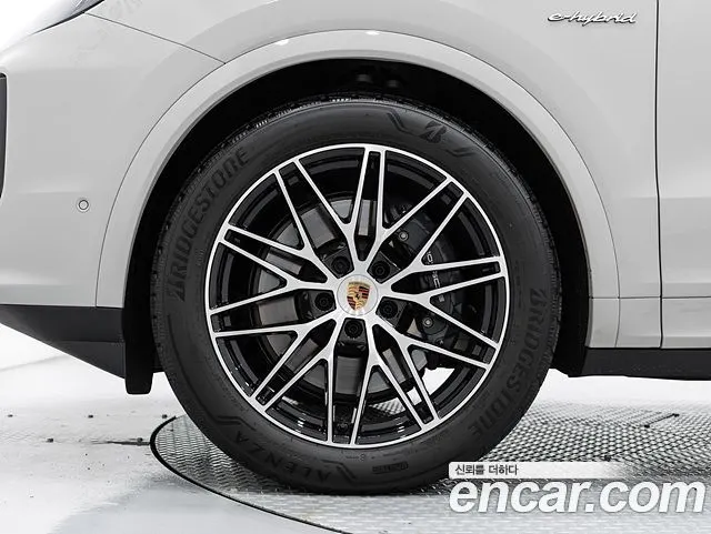 PORSCHE CAYENNE 2026 — 3 020 км, белый-перламутр, Корея — под ключ — фото 5