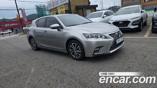 LEXUS CT200H 2020 — 31 000 км, серый, Корея — под ключ — фото 2