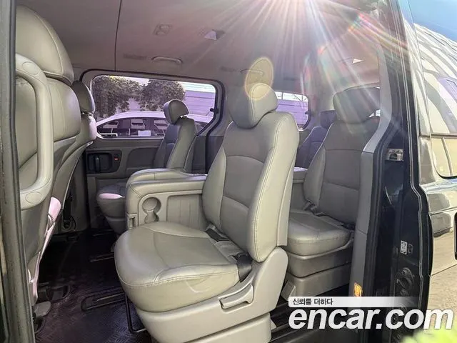 HYUNDAI GRAND STAREX 2012 — 157 000 км, чёрный, Корея — под ключ — фото 6
